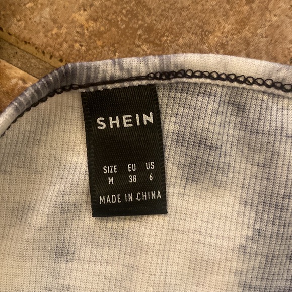 Black and white tie dye cropped top - Picture 2 of 2